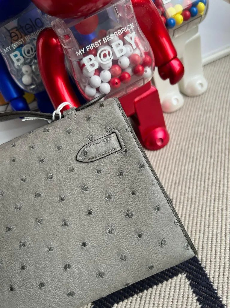 Kelly Pochette