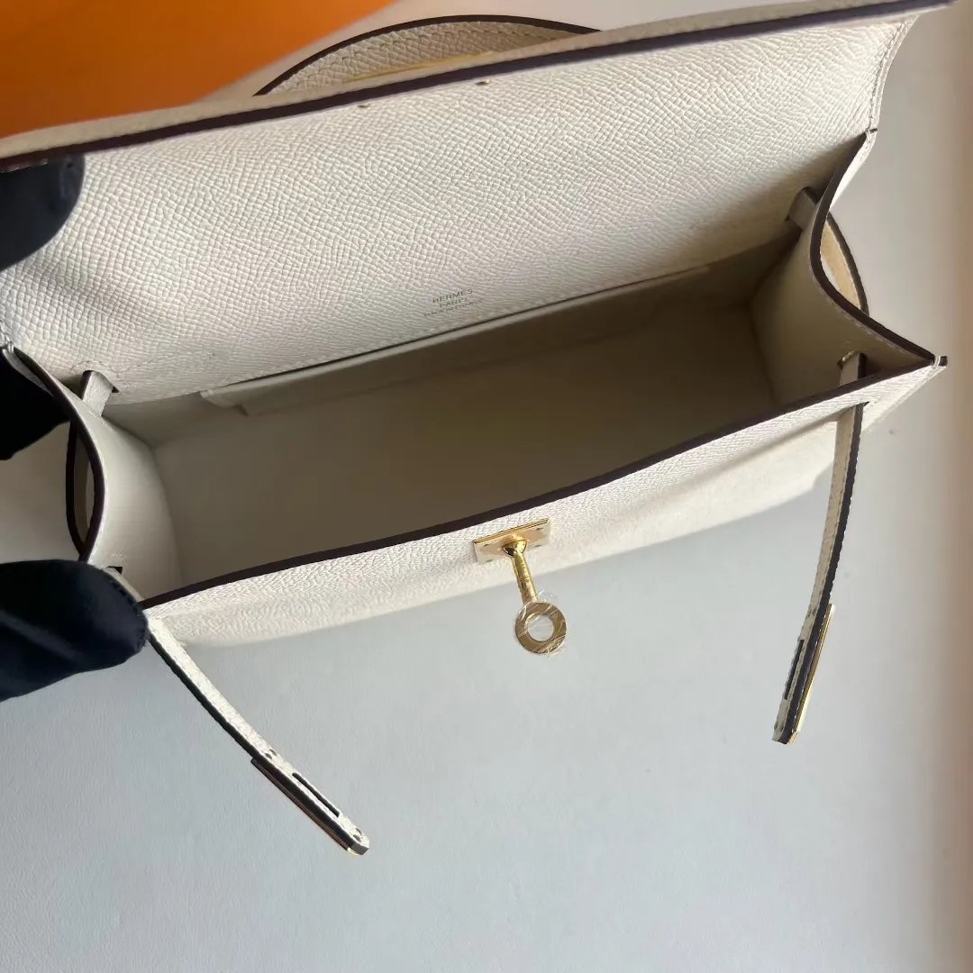 Kelly Pochette 22