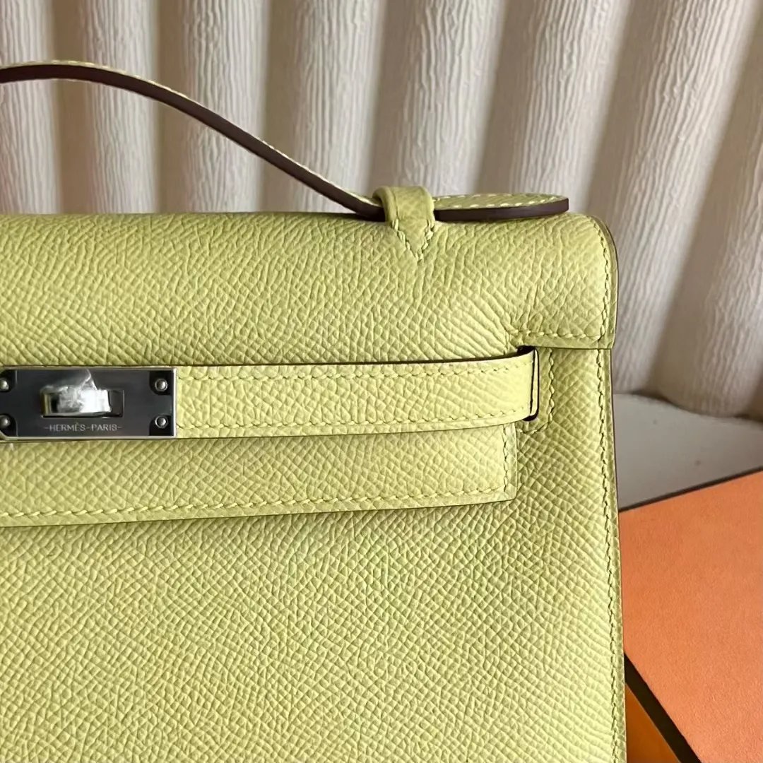 Kelly Pochette 22