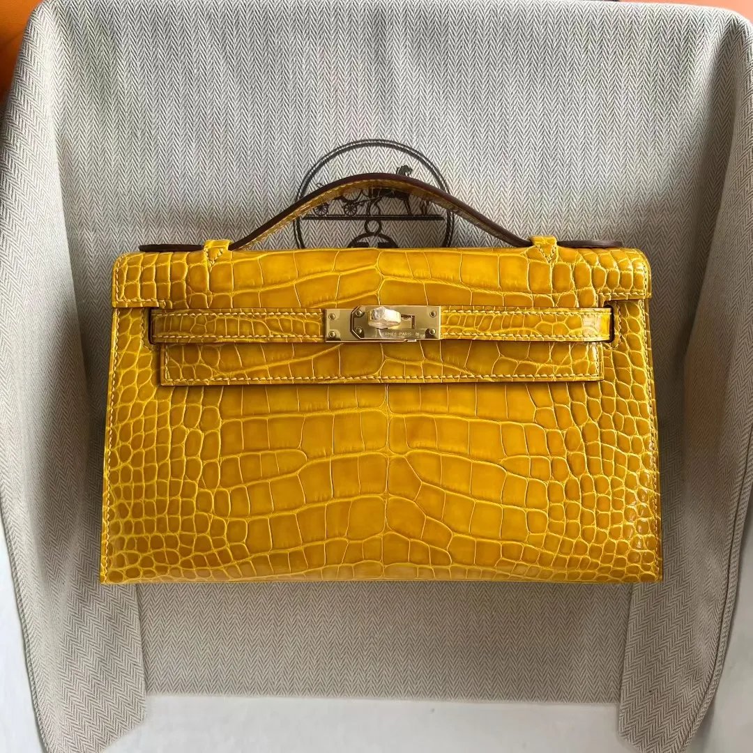 Kelly Pochette 22