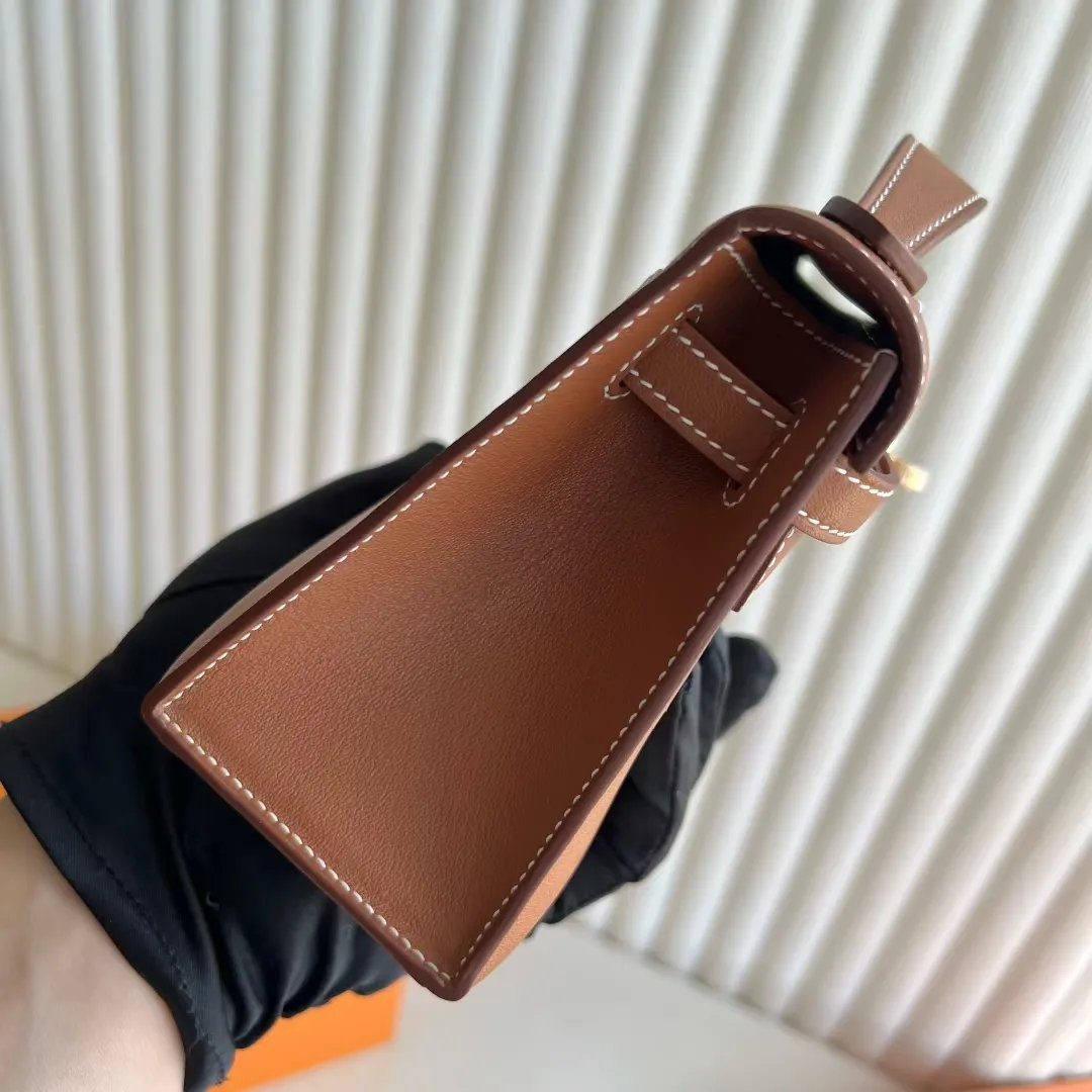 Kelly Pochette 22