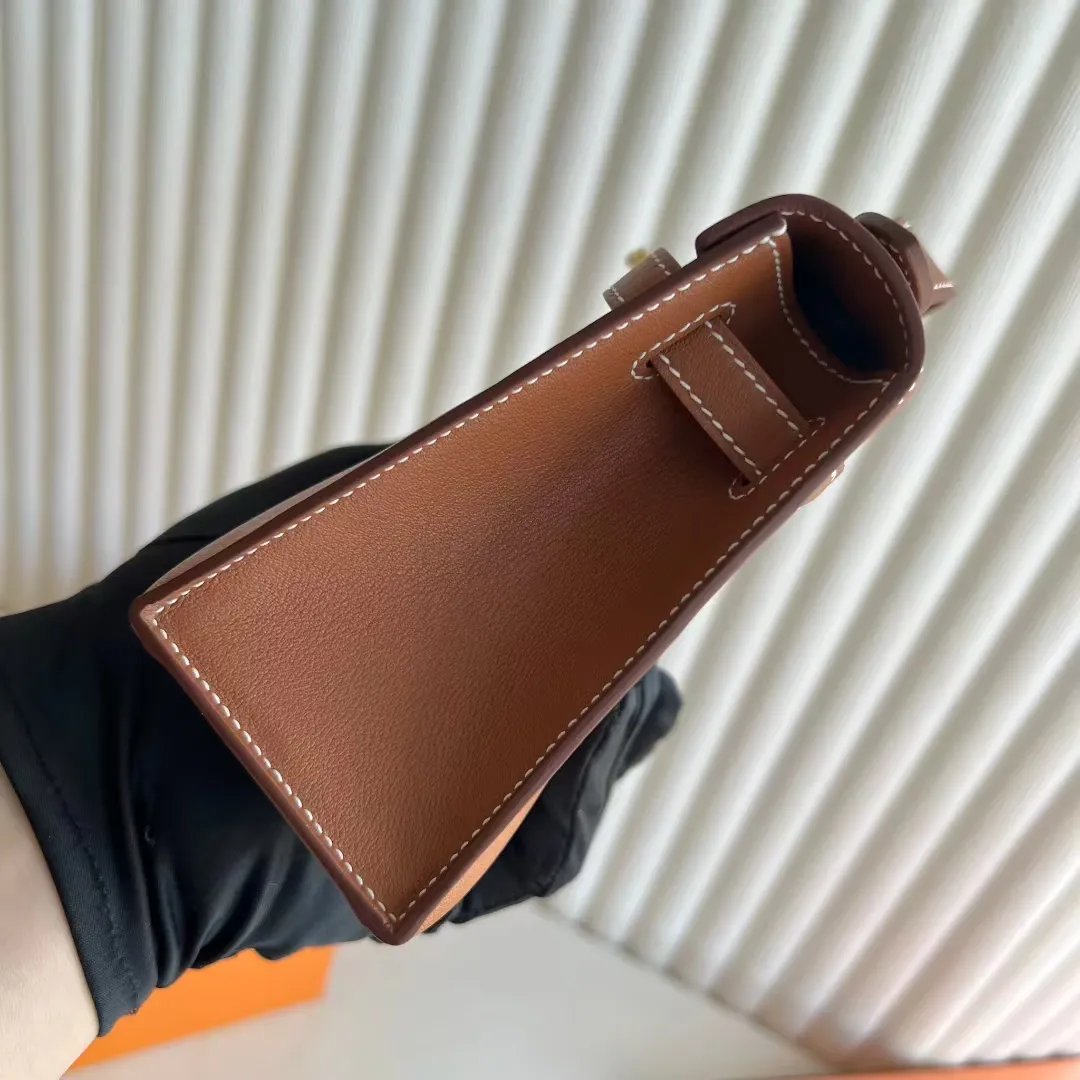 Kelly Pochette 22