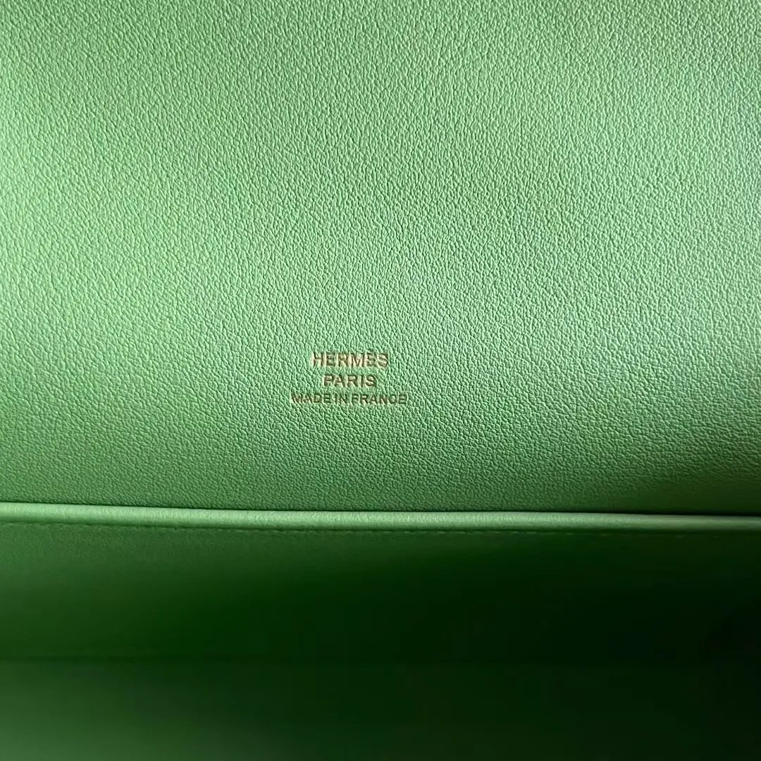 Kelly Pochette 22