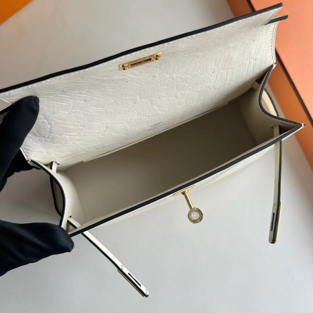 Kelly Pochette 22