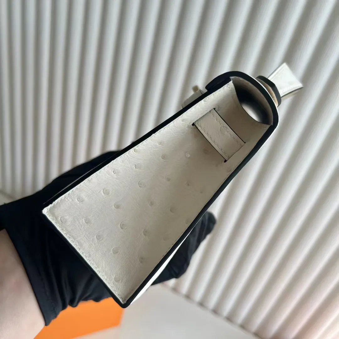 Kelly Pochette 22