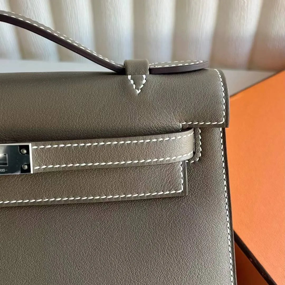 Kelly Pochette 22
