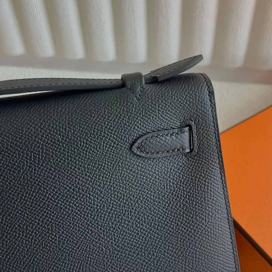 Kelly Pochette 22