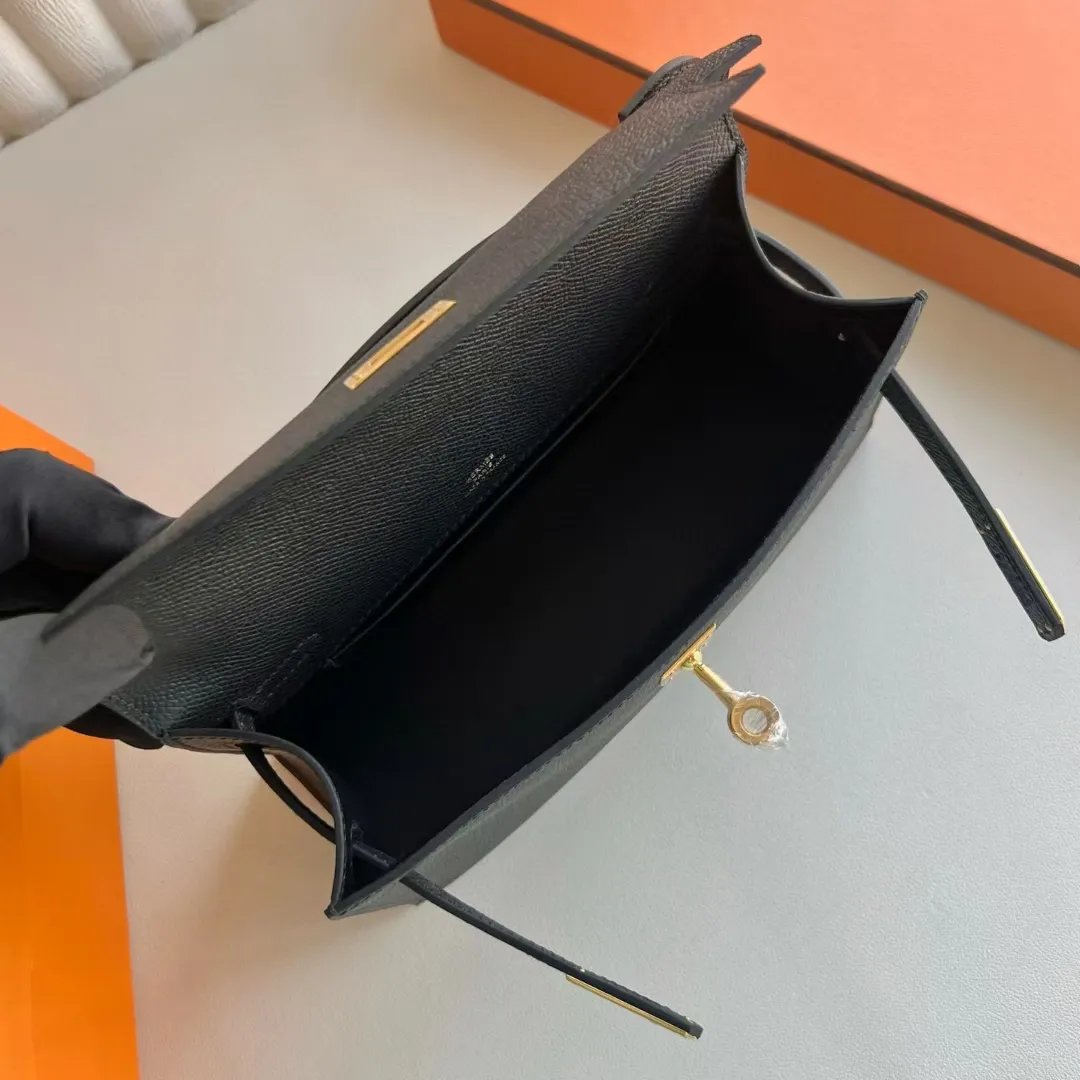 Kelly Pochette 22
