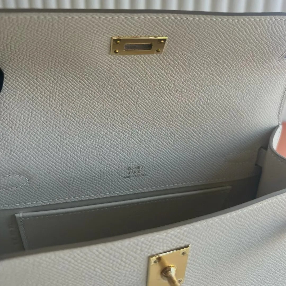 Kelly Pochette 22