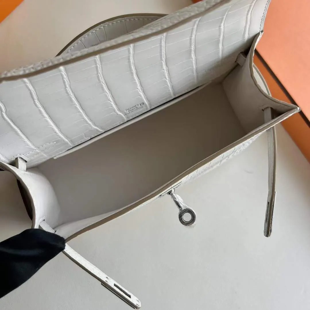 Kelly Pochette 22