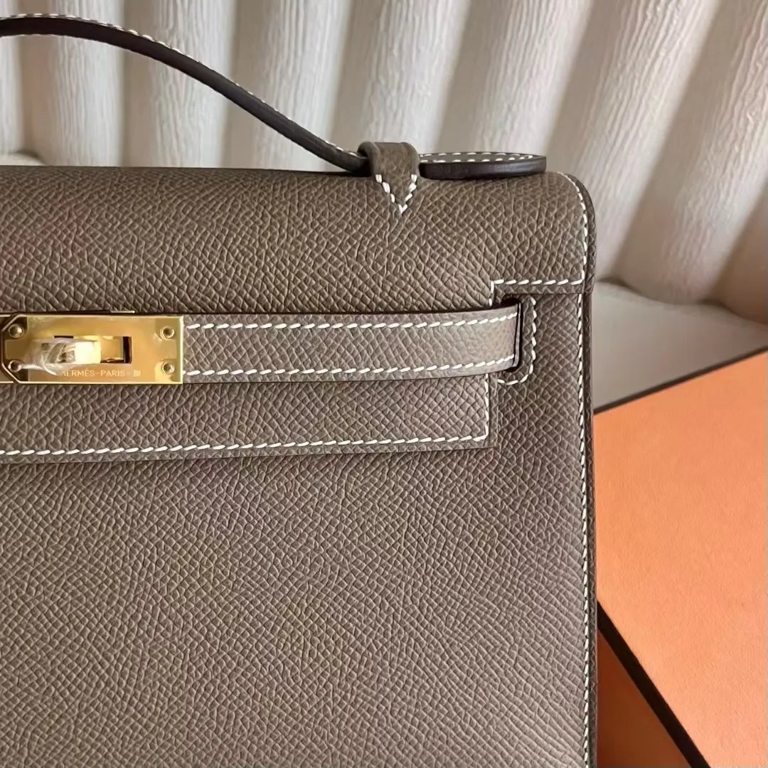 Kelly Pochette 22