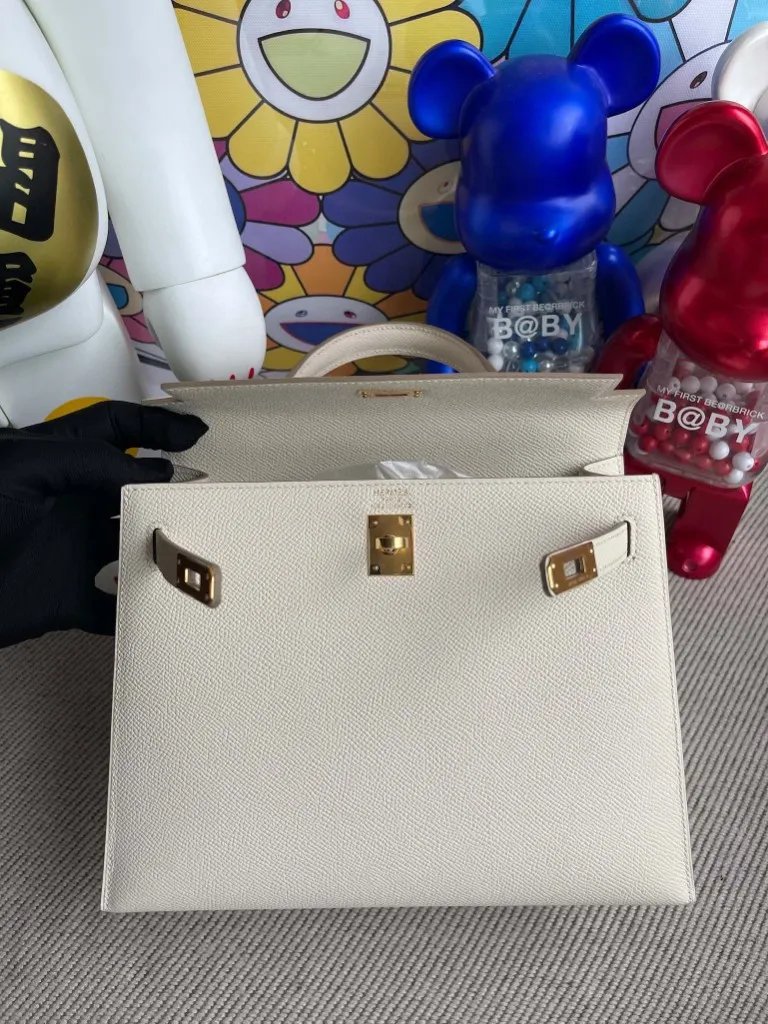 Kelly 25