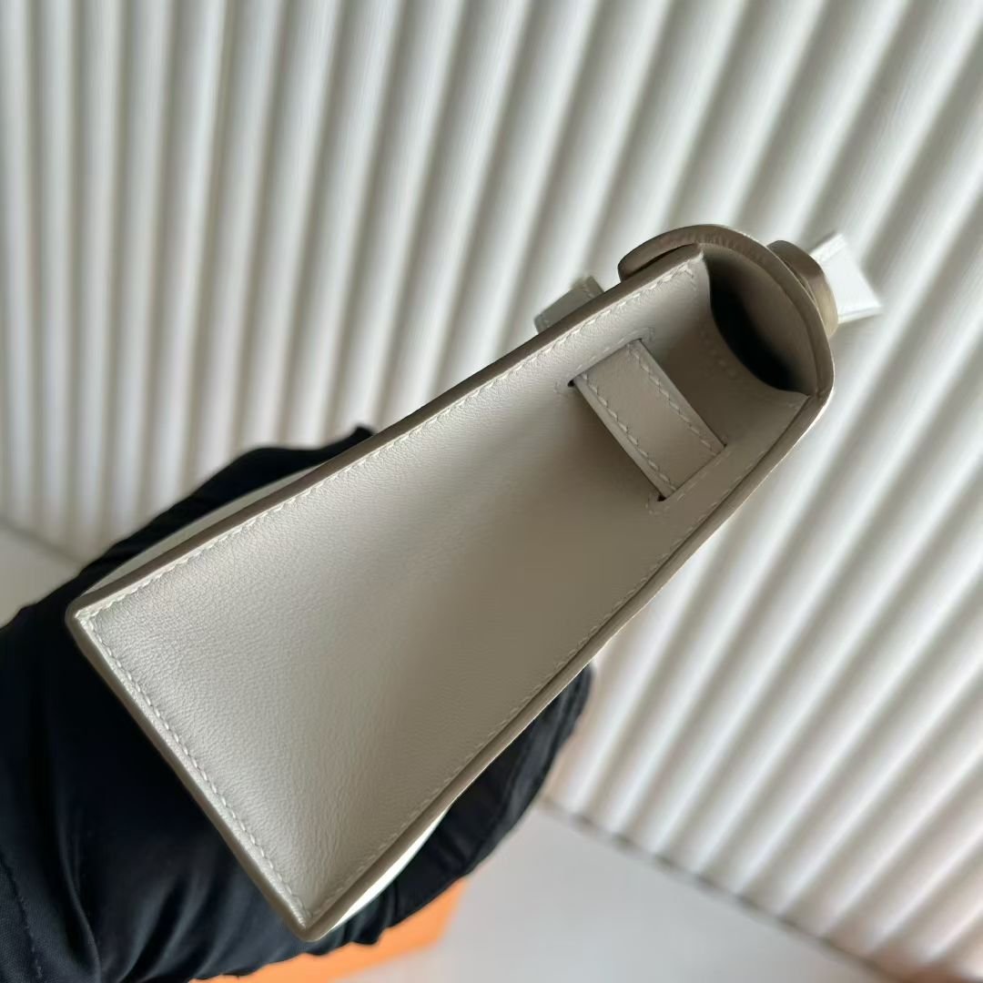 Kelly Pochette 22