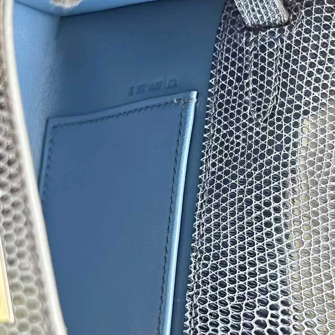 Kelly Pochette 22
