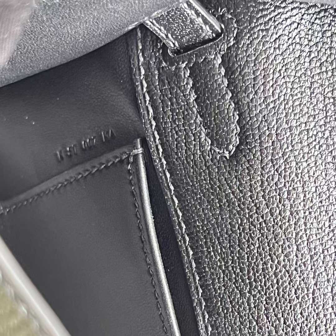 Kelly Pochette 22