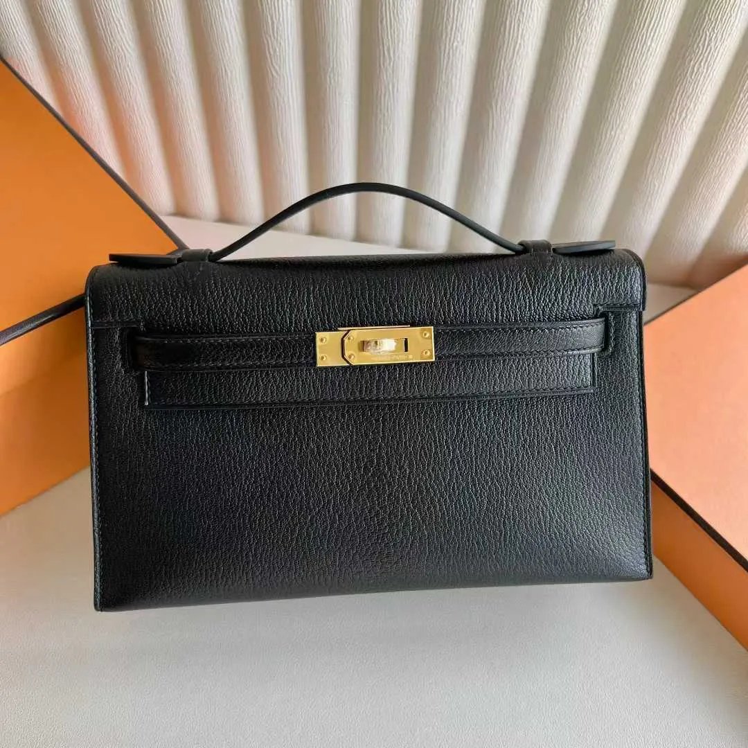 Kelly Pochette 22