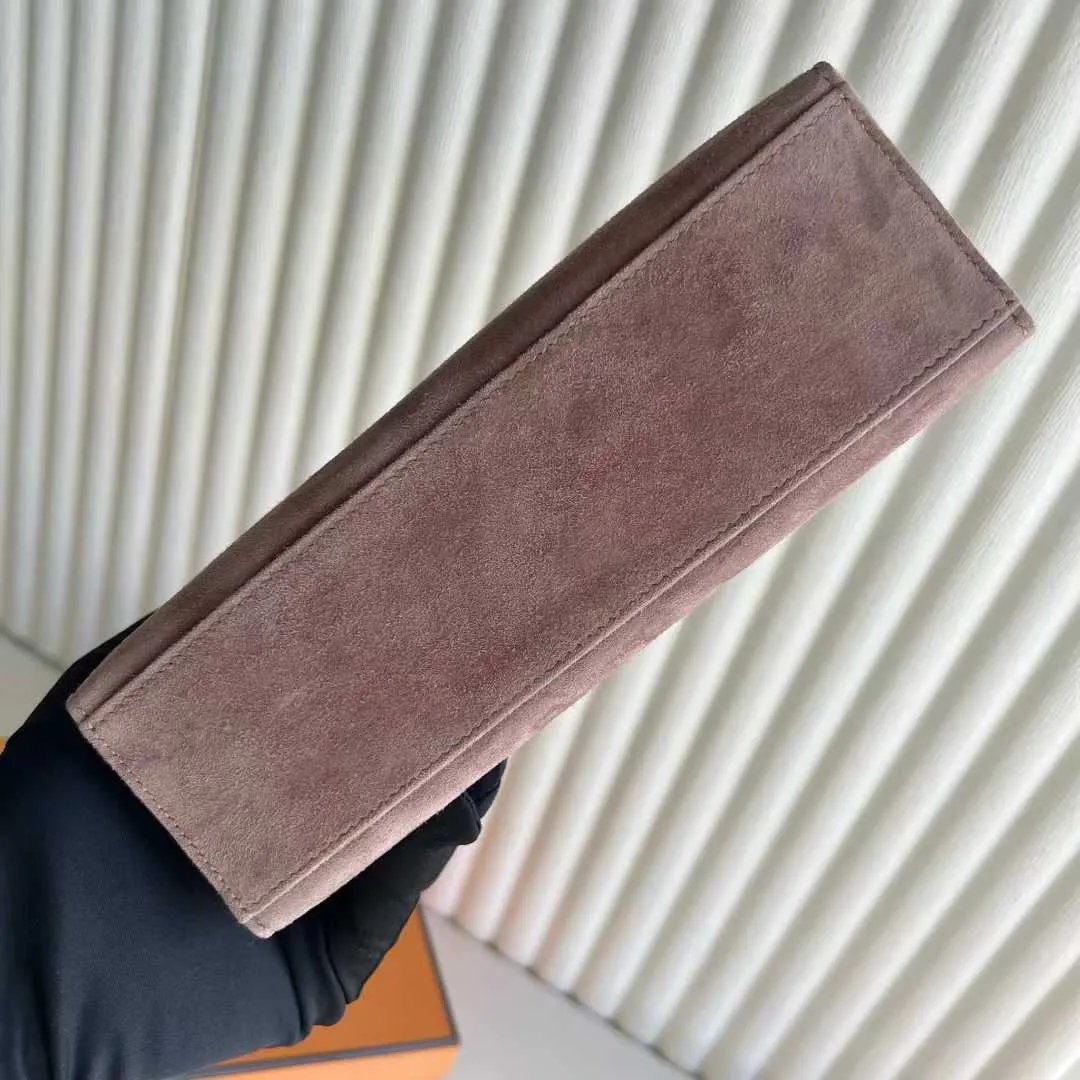 Kelly Pochette 22