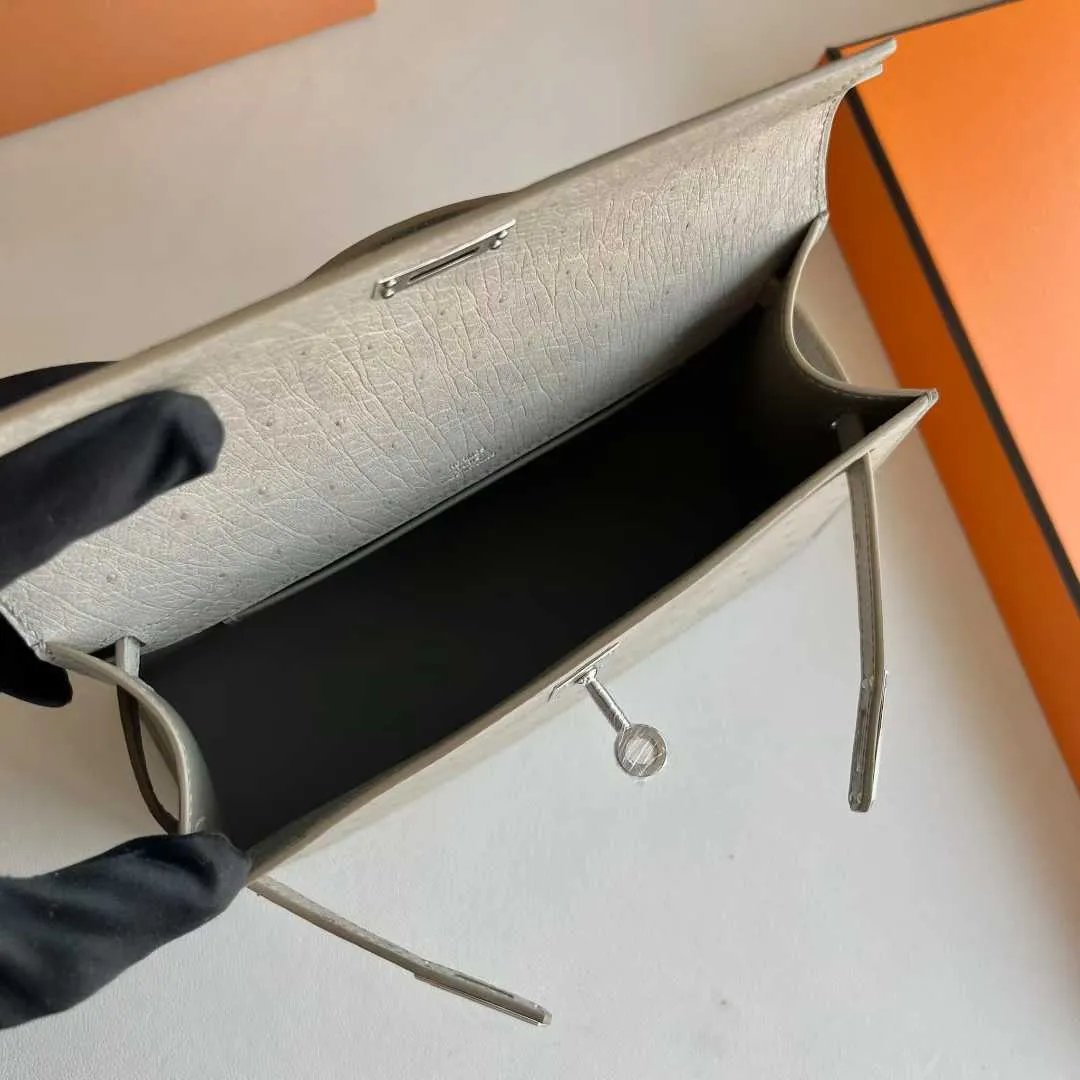 Kelly Pochette 22