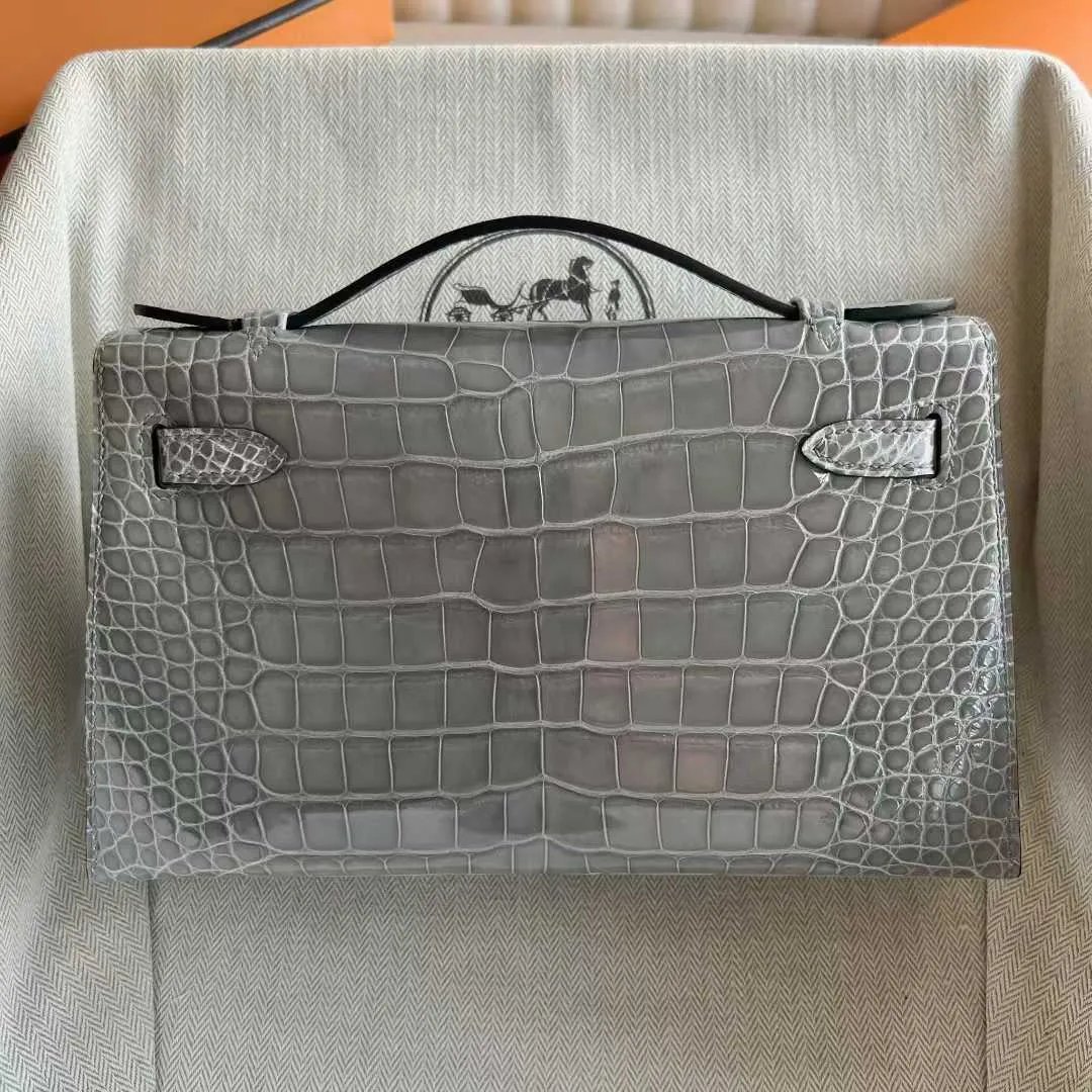 Kelly Pochette 22