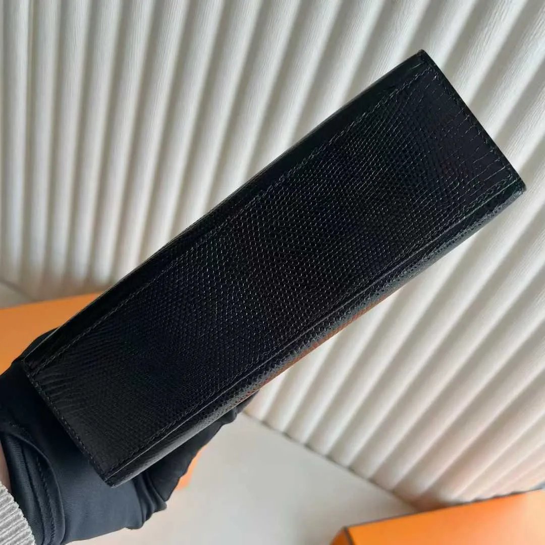 Kelly Pochette 22