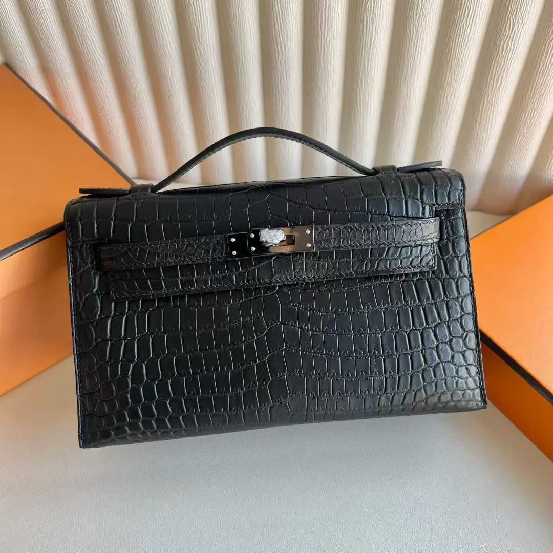 Kelly Pochette 22