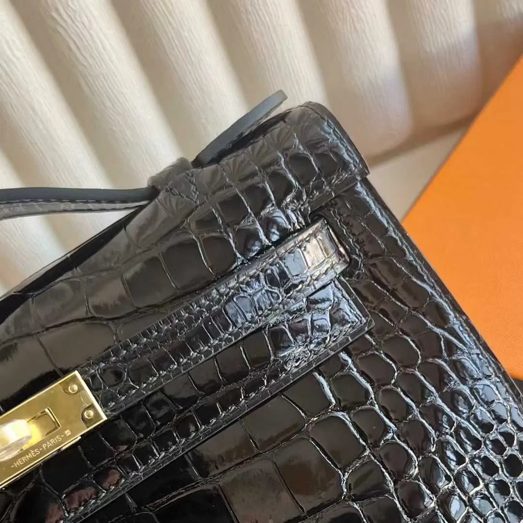 Kelly Pochette 22