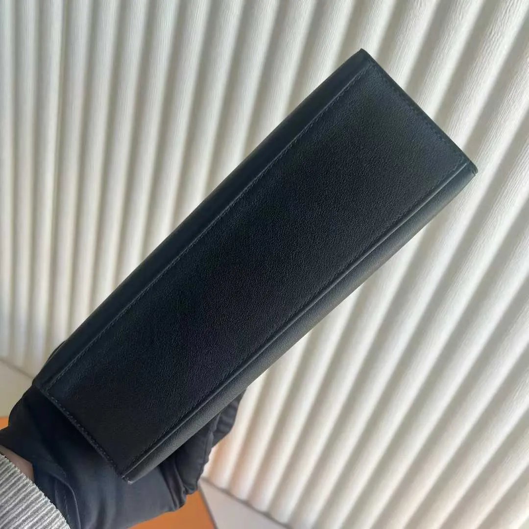 Kelly Pochette 22