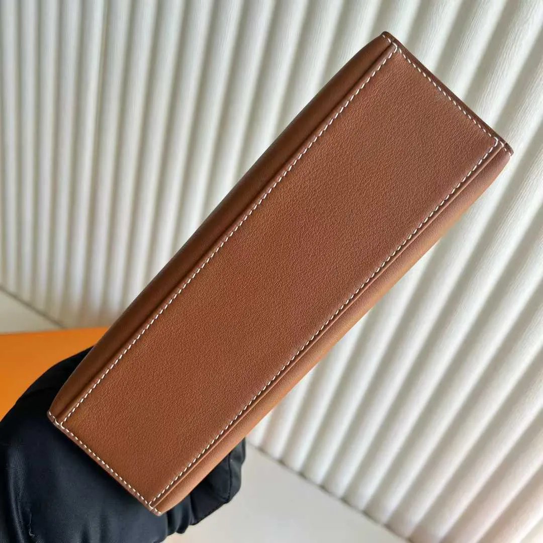 Kelly Pochette 22