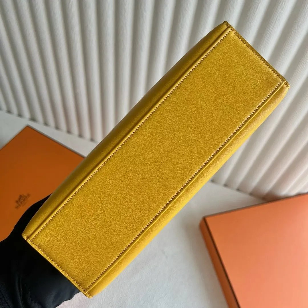 Kelly Pochette 22