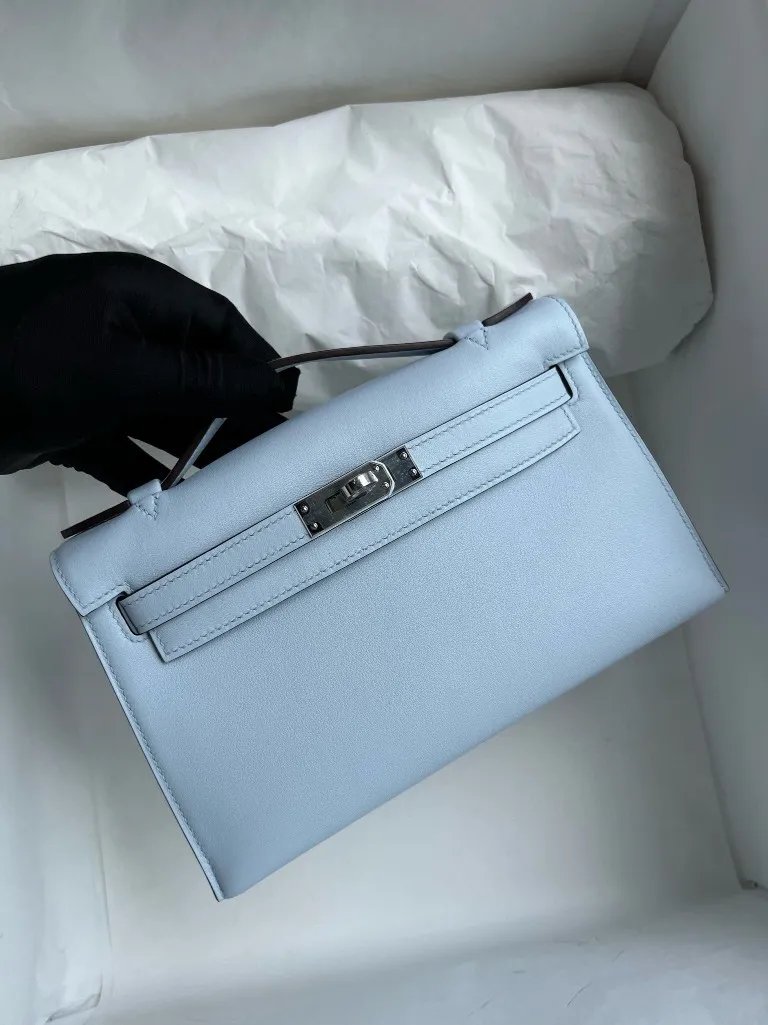 Kelly Pochette