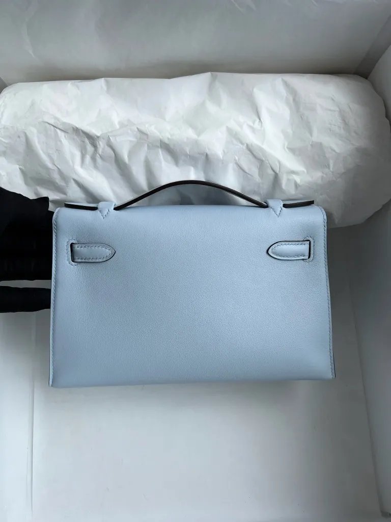 Kelly Pochette