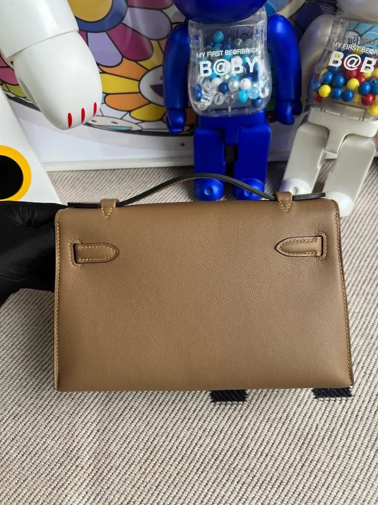 Kelly Pochette 22