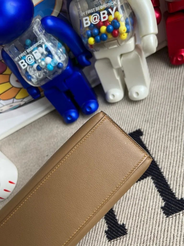 Kelly Pochette 22