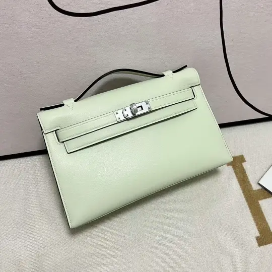 Kelly Pochette 22