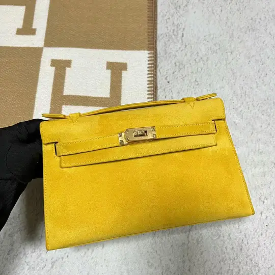 Kelly Pochette 22