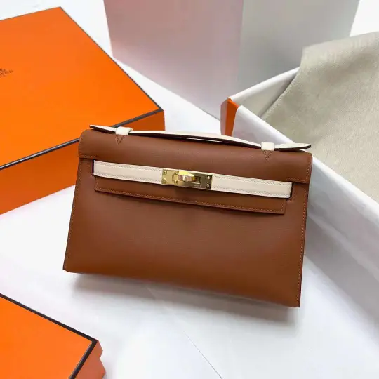 Kelly Pochette 22