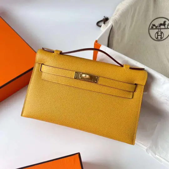Kelly Pochette 22