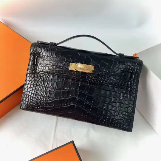 Kelly Pochette 22