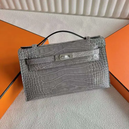 Kelly Pochette 22