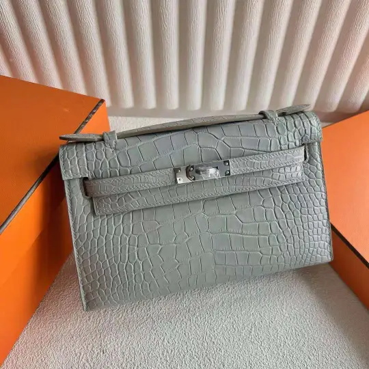 Kelly Pochette 22