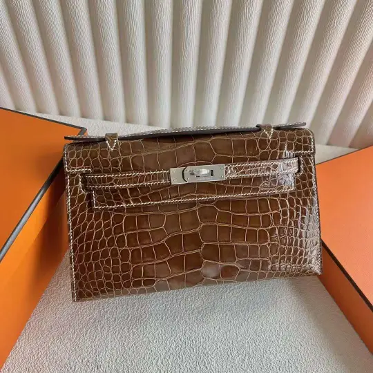 Kelly Pochette 22