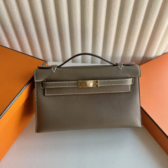 Kelly Pochette 22