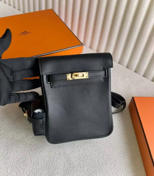 Kelly 18