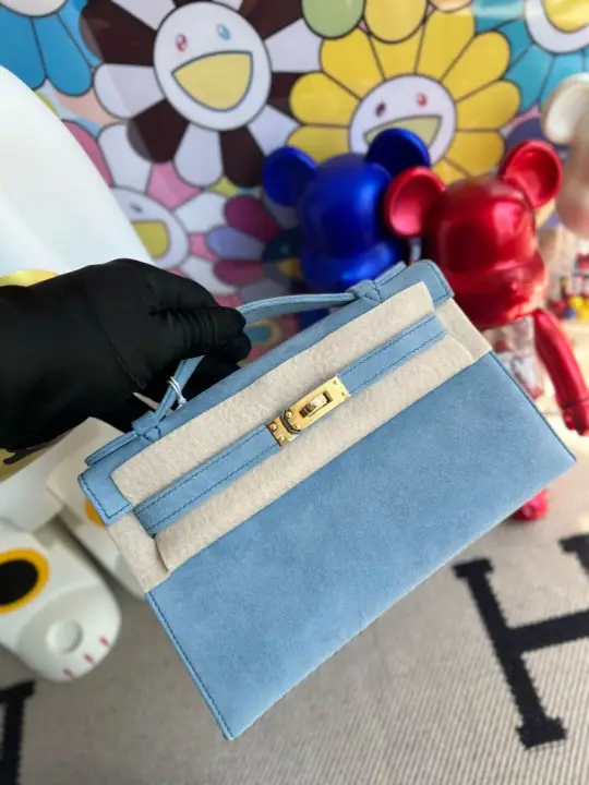 Kelly Pochette