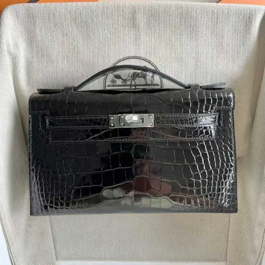 Kelly Pochette 22