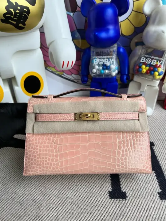 Kelly Pochette 22